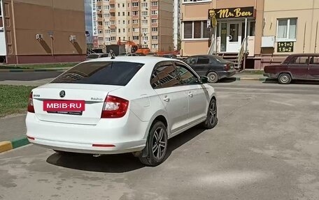 Skoda Rapid I, 2015 год, 1 050 000 рублей, 2 фотография