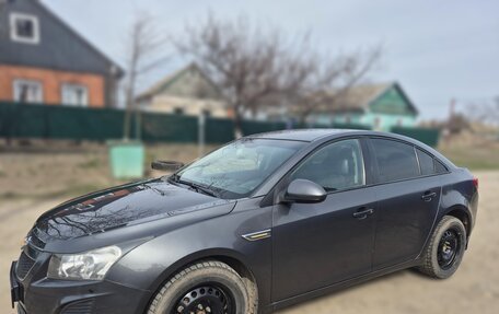 Chevrolet Cruze II, 2011 год, 700 000 рублей, 6 фотография