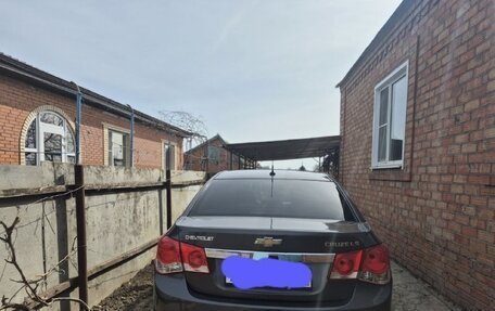 Chevrolet Cruze II, 2011 год, 700 000 рублей, 4 фотография