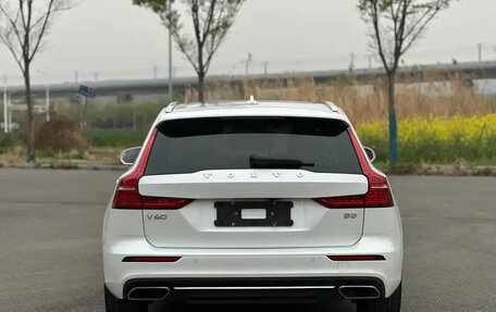 Volvo V60 II, 2021 год, 2 829 955 рублей, 4 фотография