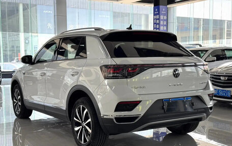Volkswagen T-Roc I, 2025 год, 2 128 000 рублей, 2 фотография