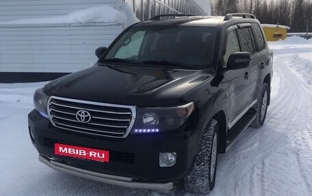 Toyota Land Cruiser 200, 2010 год, 3 400 000 рублей, 3 фотография