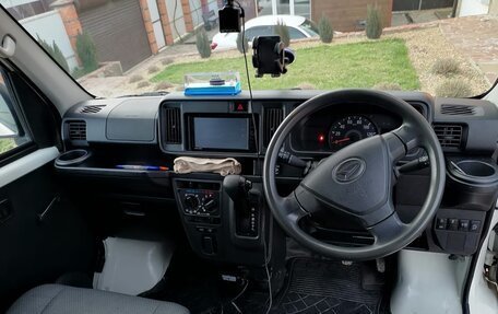 Daihatsu Hijet X, 2018 год, 890 000 рублей, 2 фотография