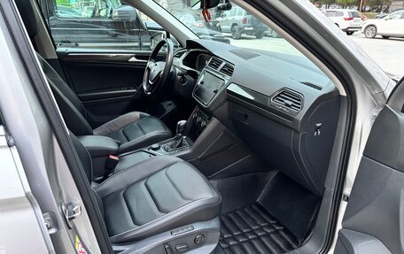 Volkswagen Tiguan II, 2018 год, 3 700 000 рублей, 12 фотография