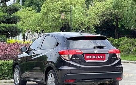 Honda Vezel, 2021 год, 1 150 000 рублей, 6 фотография