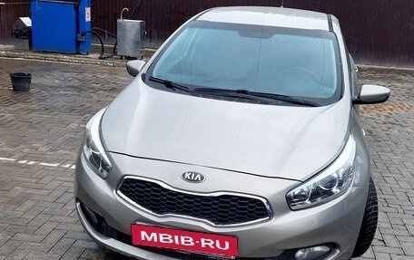 KIA cee'd III, 2013 год, 800 000 рублей, 2 фотография
