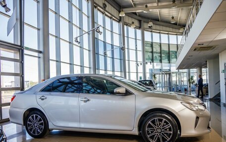Toyota Camry, 2015 год, 2 198 000 рублей, 2 фотография
