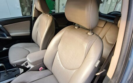Toyota RAV4, 2006 год, 1 120 000 рублей, 10 фотография