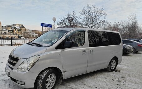 Hyundai Grand Starex Grand Starex I рестайлинг 2, 2008 год, 1 040 000 рублей, 2 фотография
