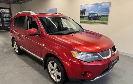 Mitsubishi Outlander III рестайлинг 3, 2008 год, 799 000 рублей, 3 фотография