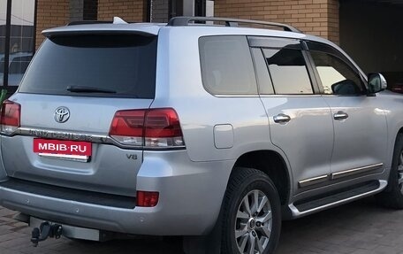 Toyota Land Cruiser 200, 2015 год, 7 000 000 рублей, 2 фотография