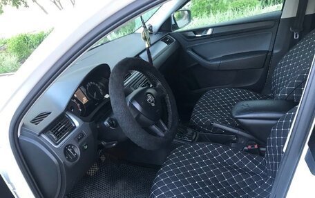 Skoda Rapid I, 2017 год, 1 150 000 рублей, 5 фотография