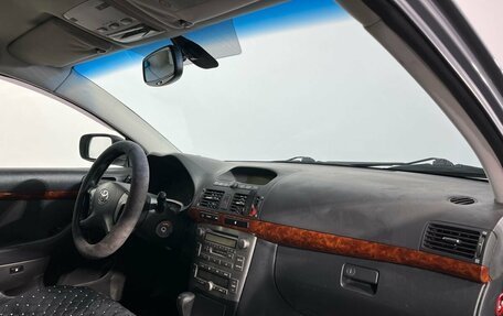 Toyota Avensis III рестайлинг, 2005 год, 710 000 рублей, 9 фотография