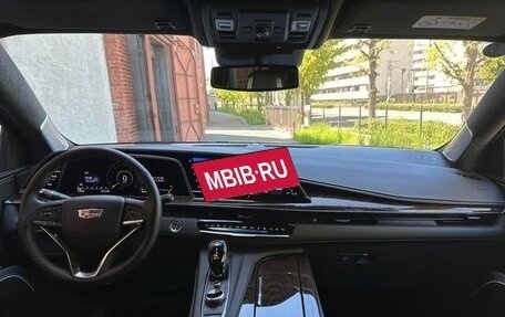 Cadillac Escalade V, 2022 год, 14 700 000 рублей, 6 фотография