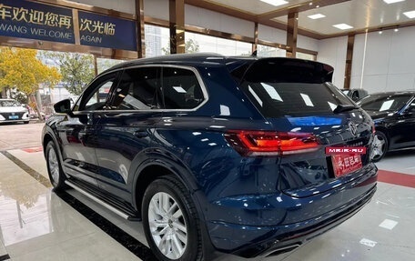 Volkswagen Touareg III, 2022 год, 4 824 000 рублей, 2 фотография