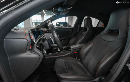 Mercedes-Benz CLA, 2019 год, 3 240 000 рублей, 10 фотография