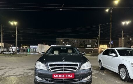 Mercedes-Benz S-Класс, 2007 год, 1 150 000 рублей, 2 фотография