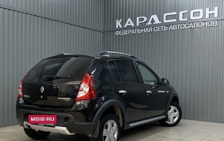 Renault Sandero I, 2013 год, 749 000 рублей, 2 фотография