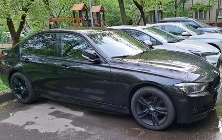 BMW 3 серия, 2017 год, 2 800 000 рублей, 2 фотография