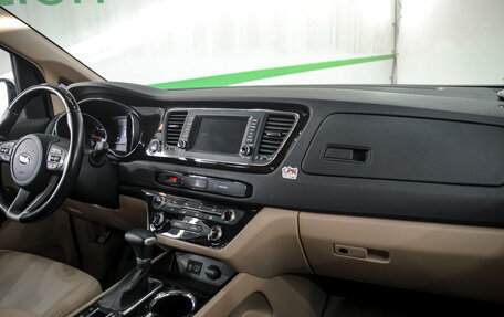 KIA Carnival III, 2019 год, 3 000 000 рублей, 6 фотография