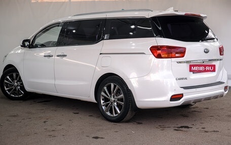 KIA Carnival III, 2019 год, 3 000 000 рублей, 4 фотография