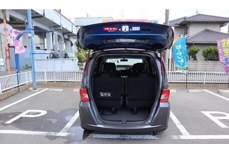 Honda Freed I, 2012 год, 1 100 000 рублей, 8 фотография