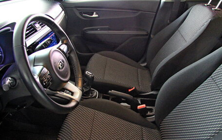 KIA Rio IV, 2020 год, 1 555 400 рублей, 9 фотография