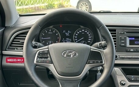Hyundai Elantra VI рестайлинг, 2017 год, 1 399 000 рублей, 14 фотография
