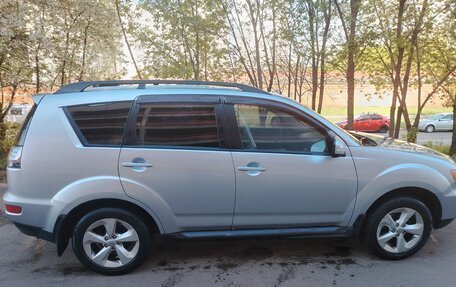 Mitsubishi Outlander III рестайлинг 3, 2011 год, 1 200 000 рублей, 4 фотография
