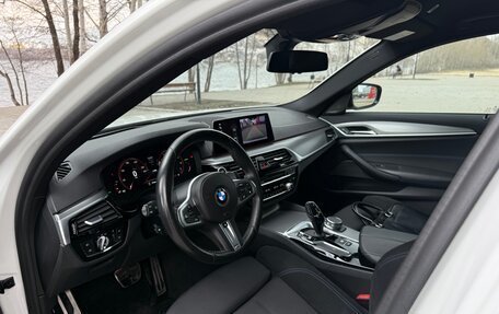 BMW 5 серия, 2019 год, 4 550 000 рублей, 9 фотография