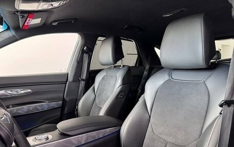Genesis GV70, 2022 год, 5 950 000 рублей, 16 фотография