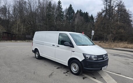 Volkswagen Transporter T6 рестайлинг, 2019 год, 2 890 000 рублей, 4 фотография