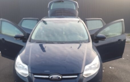 Ford Focus III, 2014 год, 700 000 рублей, 2 фотография
