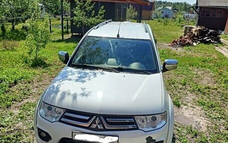 Mitsubishi Pajero Sport II рестайлинг, 2015 год, 1 800 000 рублей, 6 фотография