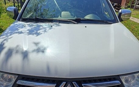 Mitsubishi Pajero Sport II рестайлинг, 2015 год, 1 800 000 рублей, 4 фотография