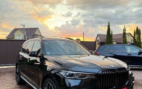 BMW X7, 2021 год, 9 300 000 рублей, 2 фотография