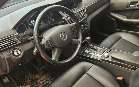 Mercedes-Benz E-Класс, 2010 год, 1 650 000 рублей, 5 фотография