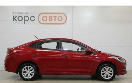 Hyundai Solaris II рестайлинг, 2017 год, 994 000 рублей, 4 фотография
