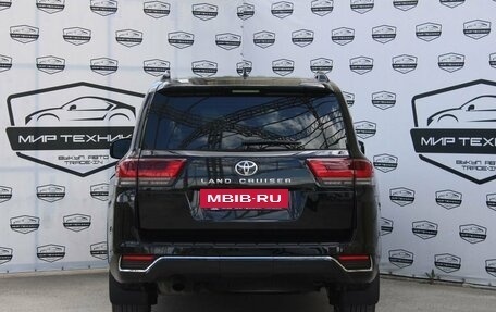 Toyota Land Cruiser, 2023 год, 12 400 000 рублей, 6 фотография