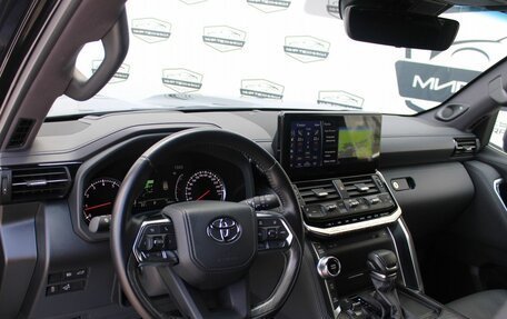 Toyota Land Cruiser, 2023 год, 12 400 000 рублей, 14 фотография