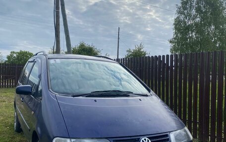 Volkswagen Sharan I рестайлинг, 1999 год, 160 000 рублей, 2 фотография
