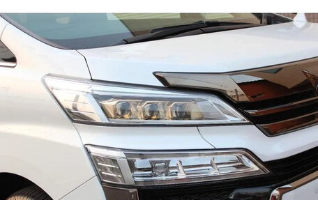 Toyota Vellfire II, 2022 год, 3 050 000 рублей, 6 фотография