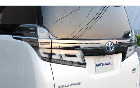 Toyota Vellfire II, 2022 год, 3 050 000 рублей, 7 фотография