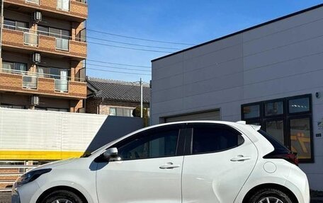 Toyota Yaris, 2021 год, 745 000 рублей, 7 фотография