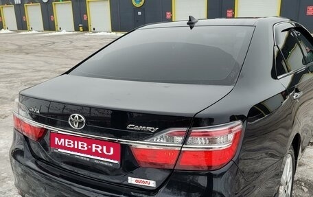 Toyota Camry, 2017 год, 2 150 000 рублей, 6 фотография