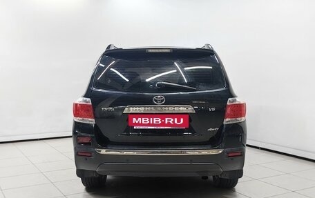 Toyota Highlander III, 2011 год, 1 765 000 рублей, 4 фотография