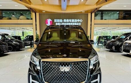 Mercedes-Benz V-Класс, 2021 год, 5 760 000 рублей, 5 фотография