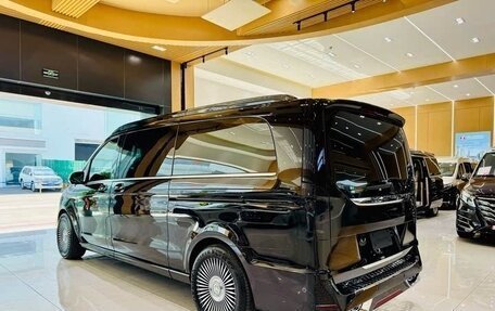 Mercedes-Benz V-Класс, 2021 год, 5 760 000 рублей, 6 фотография