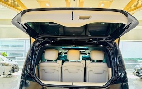 Mercedes-Benz V-Класс, 2021 год, 5 760 000 рублей, 9 фотография