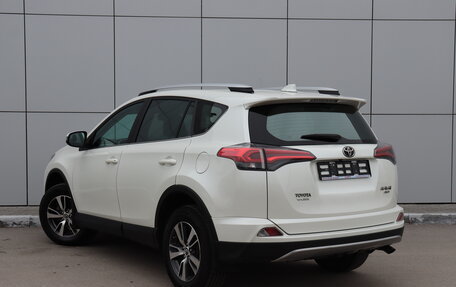 Toyota RAV4, 2017 год, 2 600 000 рублей, 3 фотография